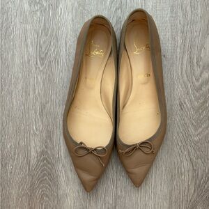 Christian loubotin flats! Size 39.5 been worn! Nude with studs :)